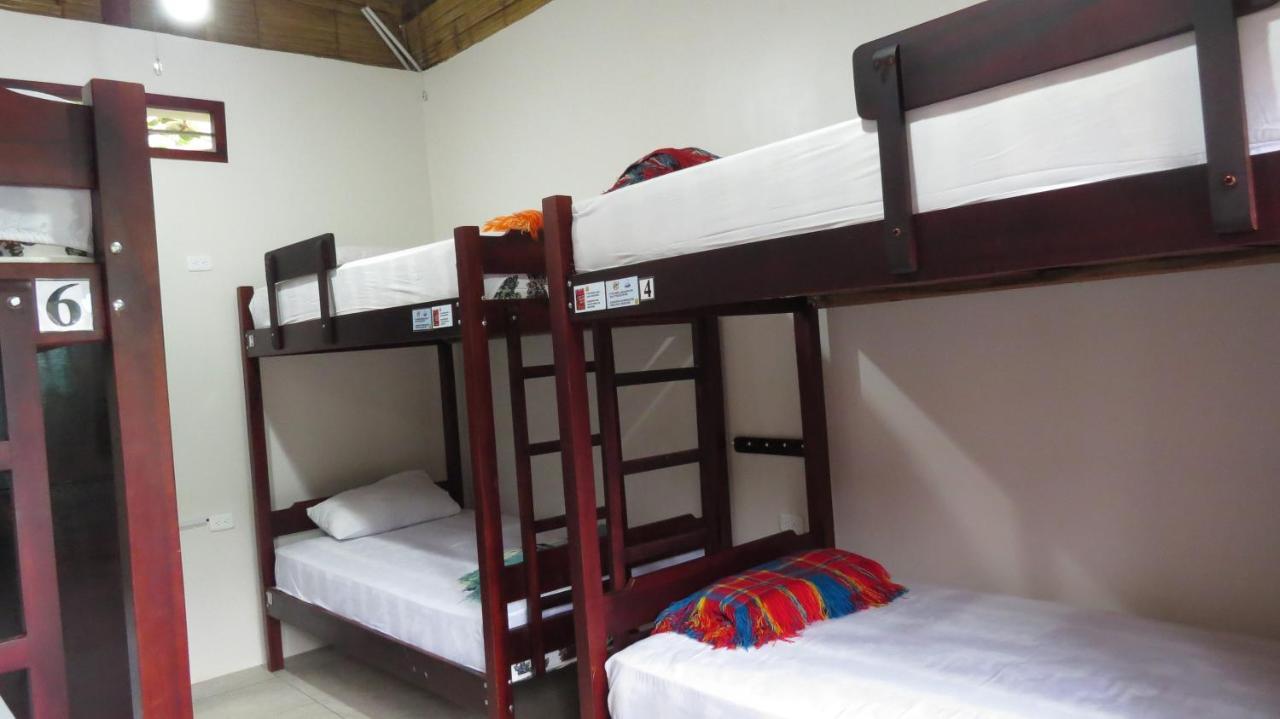 Esperanto Bed & Breakfast Surf Hostel Montanita Luaran gambar